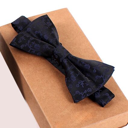 Pattern Love Bow Tie